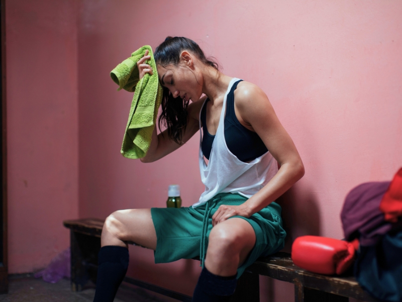 dor de cabeça depois do treino e causas