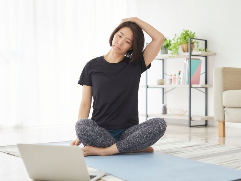 como é a dor de cabeça de estresse e como tratar