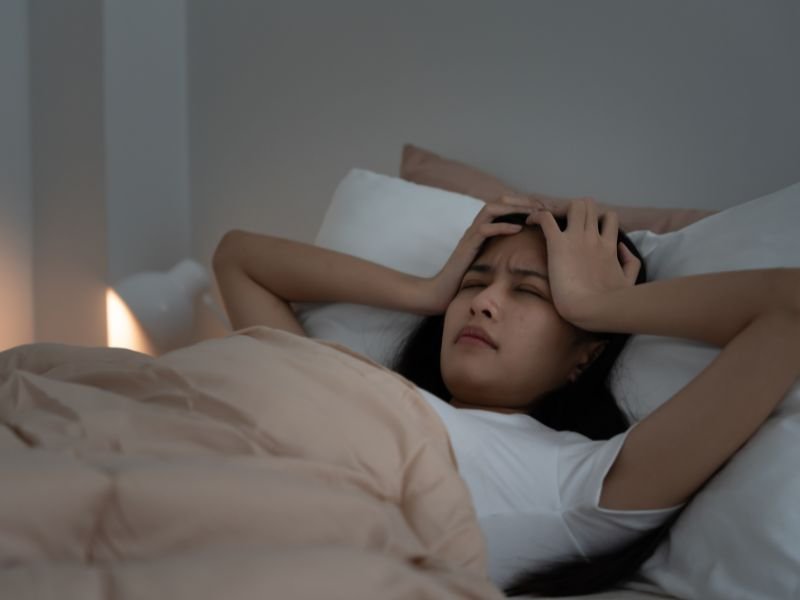 o que pode causar dores de cabeça todos os dias e como tratar